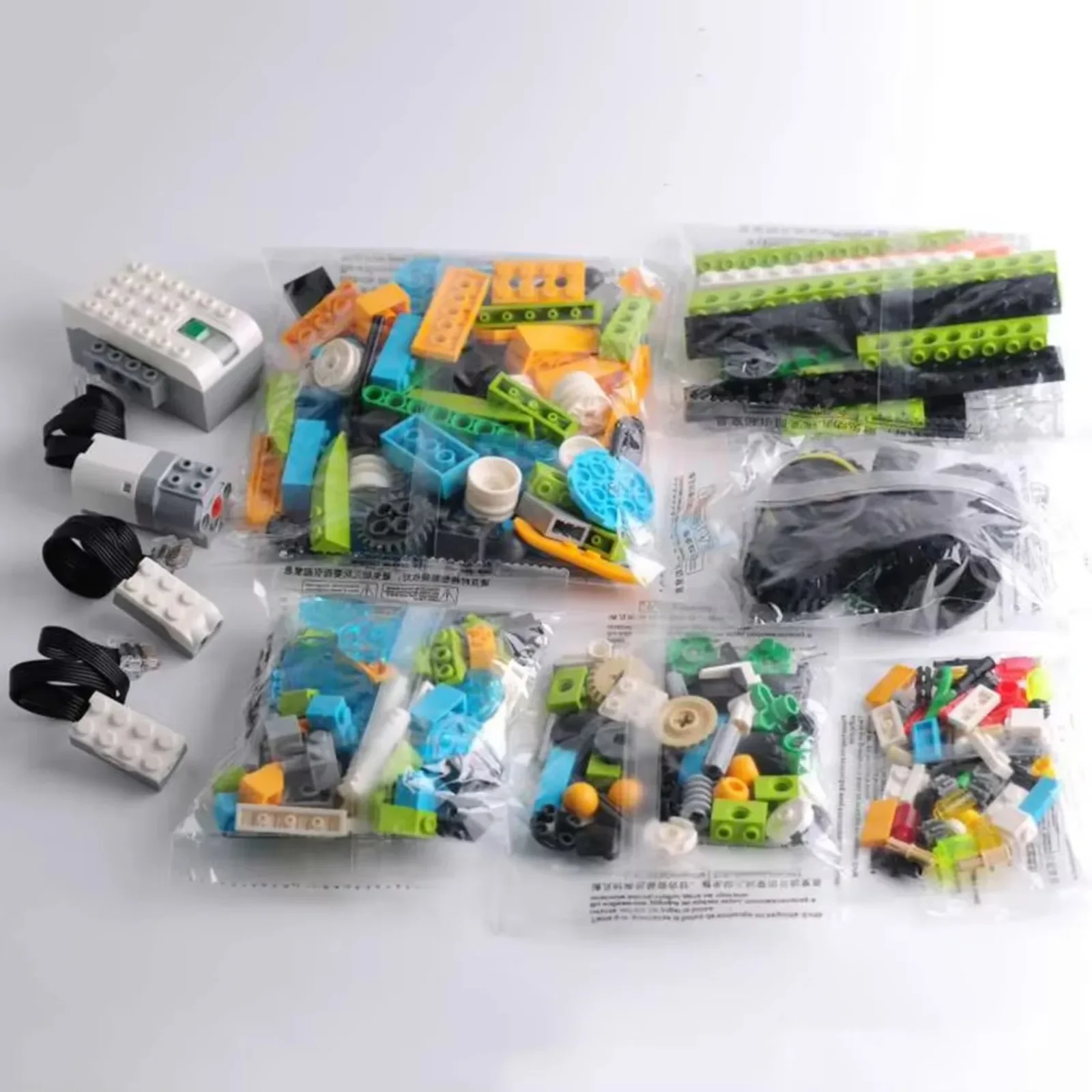 STEM We-do2.0 45300 코어 프로그래밍 키 - Electronics Project Kit 리뷰 및 가격